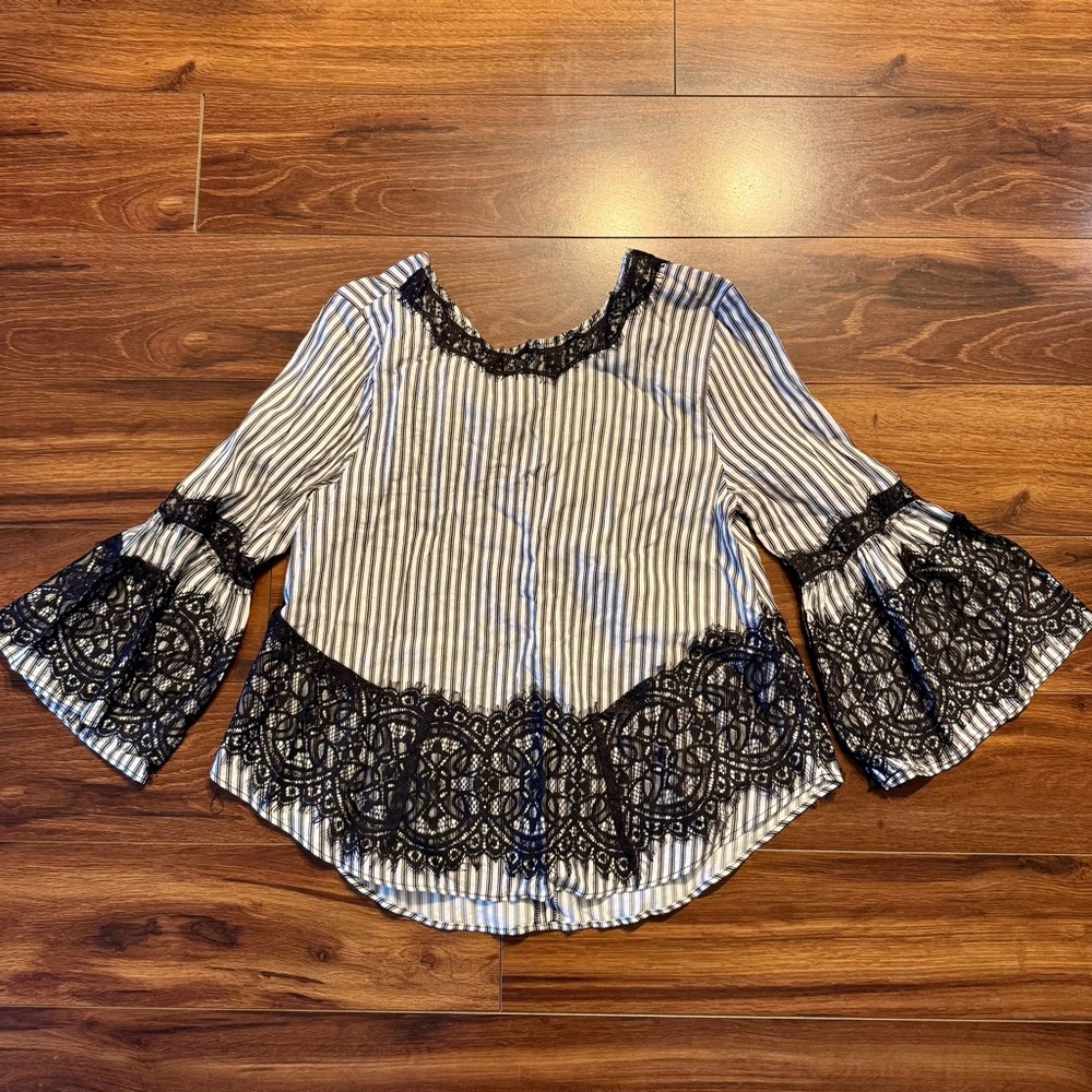 🍉Zara Plaid and Lace Top
